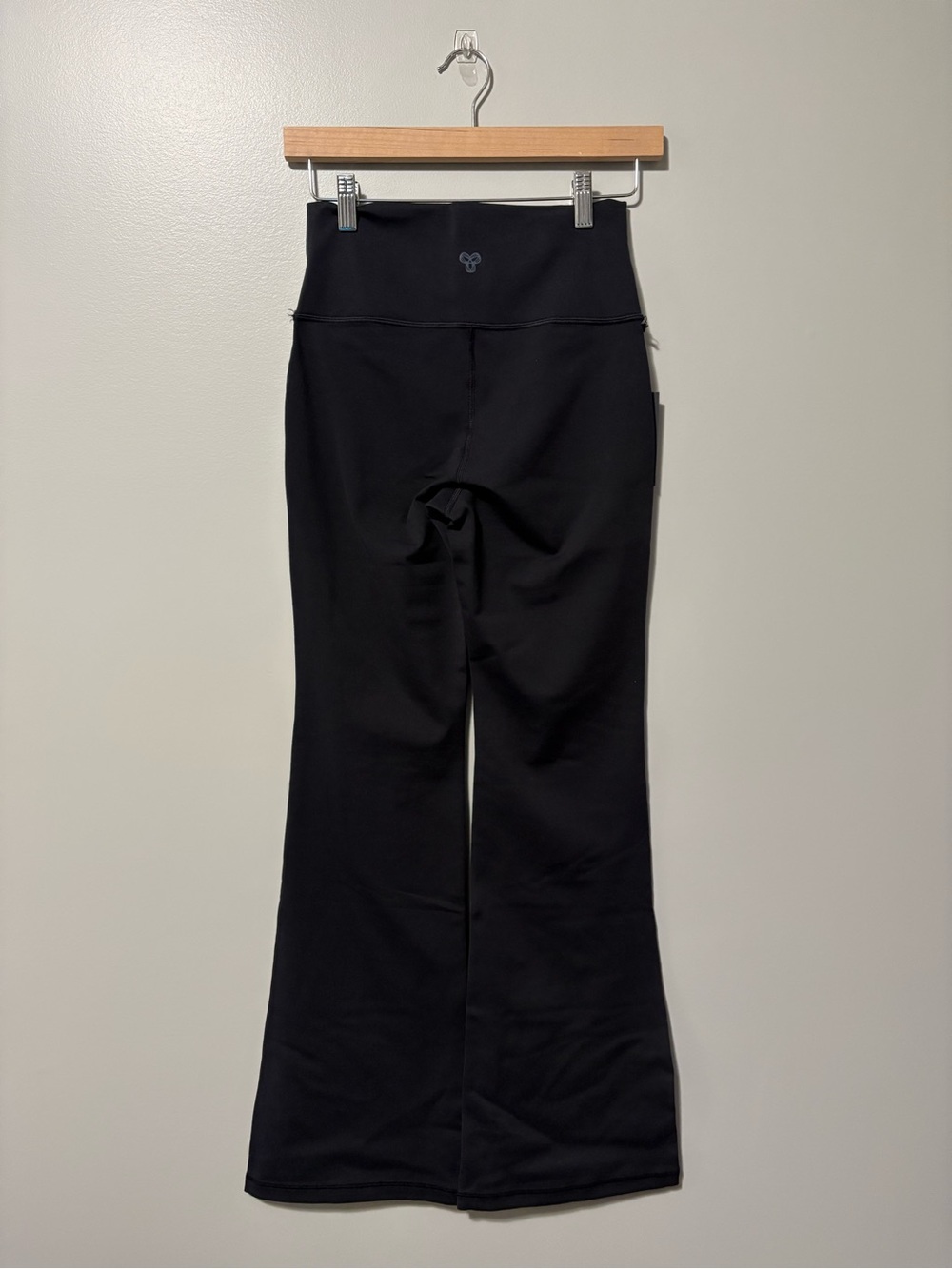 TNA TnAction Life Flare Hi-Rise Black Leggings - Picture 5 of 8